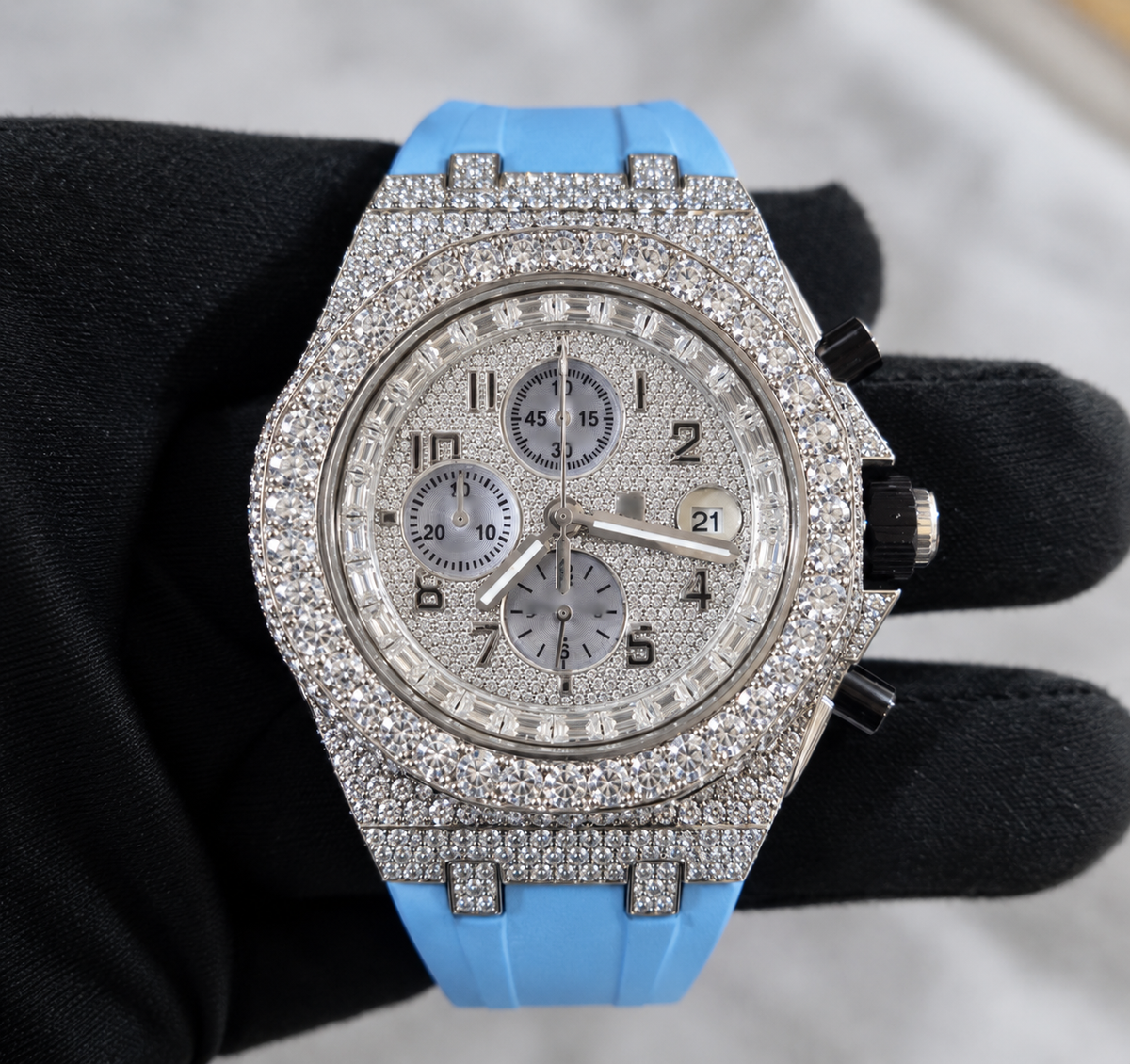 Handset Moissanite A Watch