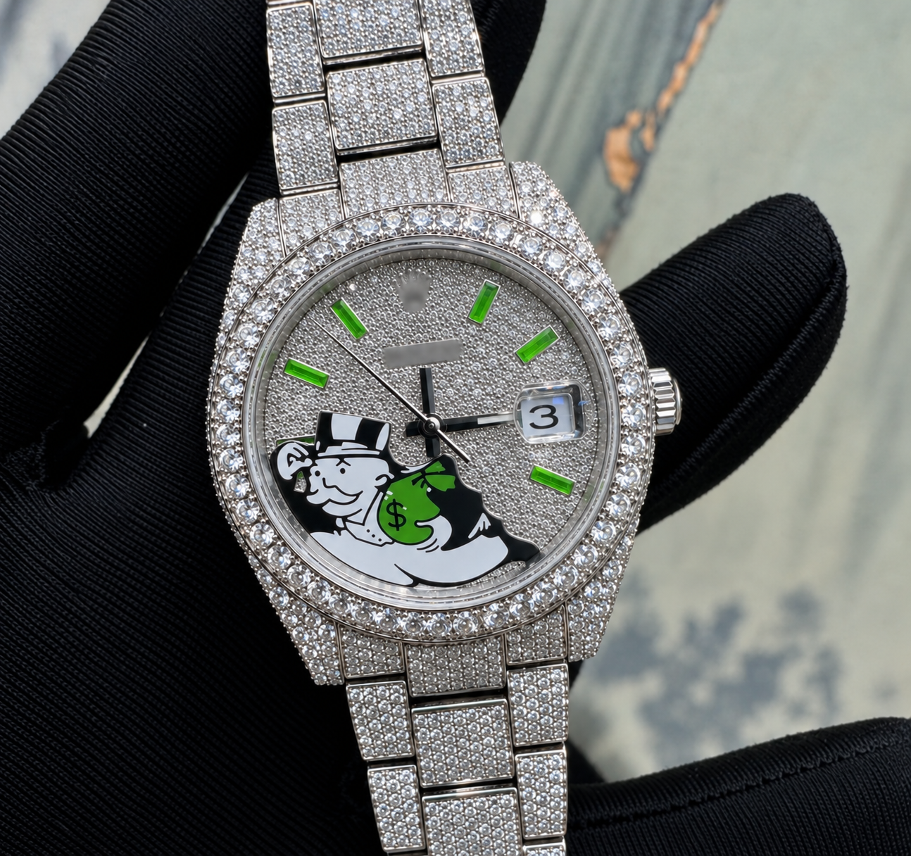 Handset Moissanite R Watch
