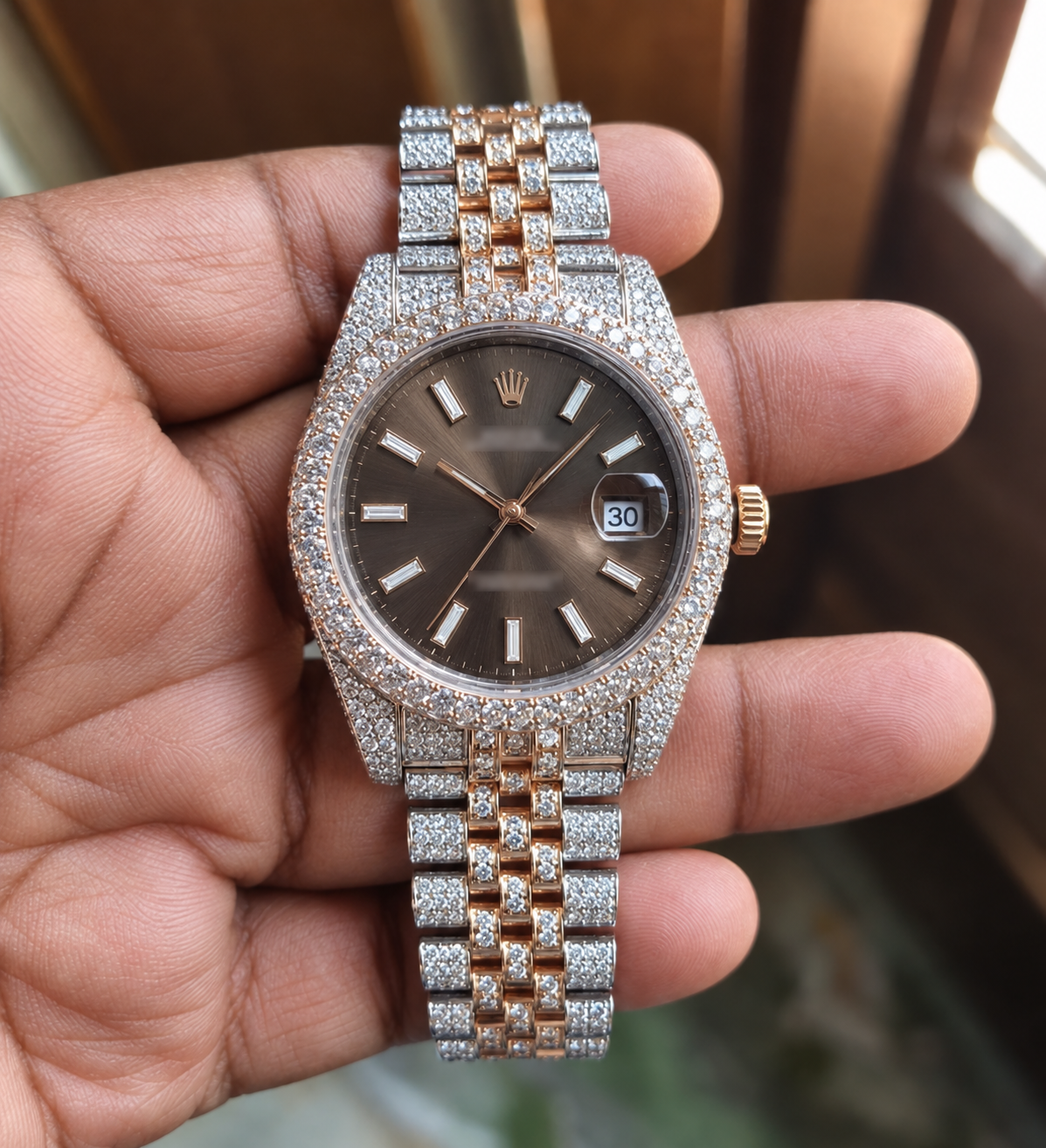 Handset Moissanite R Watch